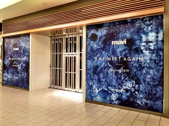 Custom Wall Murals & Large Scale Interior Graphics 3