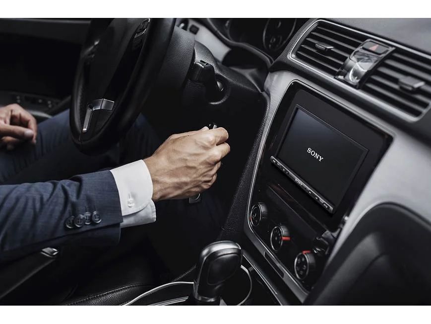 Apple CarPlay & Android Auto for Every Jeep Cherokee (2002 to today) 4