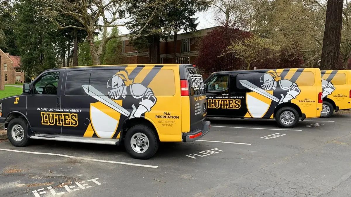 Comprehensive Commercial Fleet Branding Programs 2