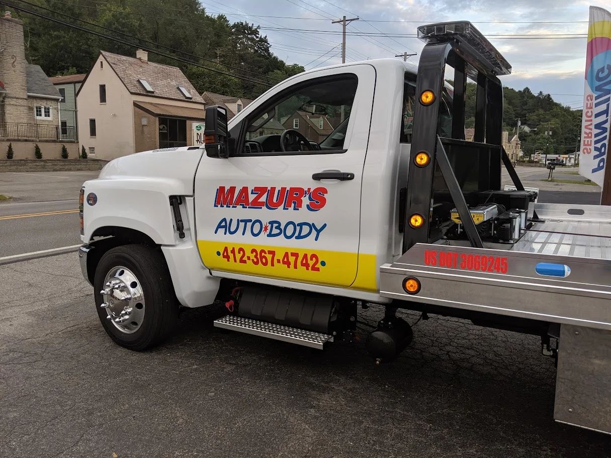 Tow Truck Lettering & Safety Graphics 5